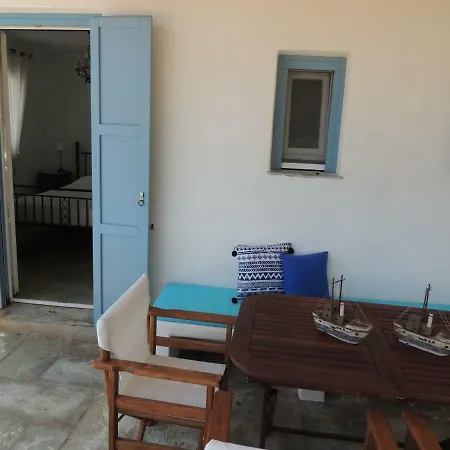 Kochlias Houses Serifos *